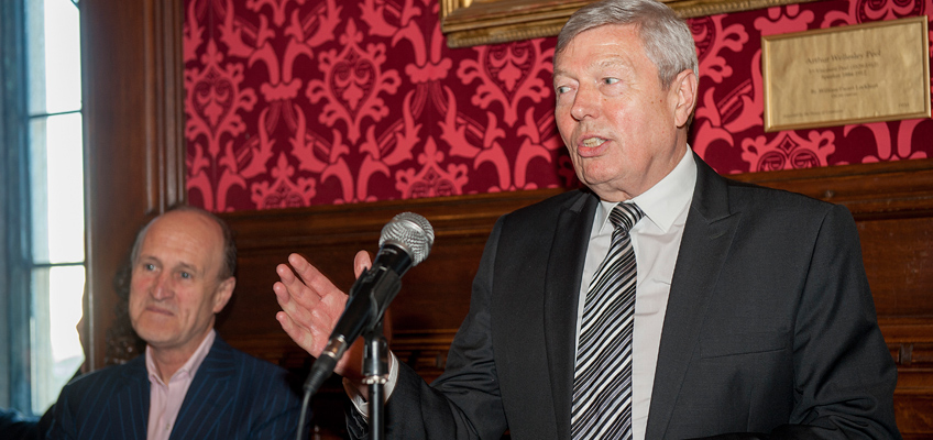 Rt Hon Alan Johnson MP praises the Orchestra