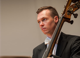 double_bassist_benjamin_cunningham